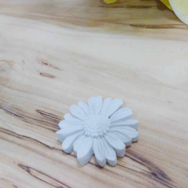 بیس خام گل بابونه